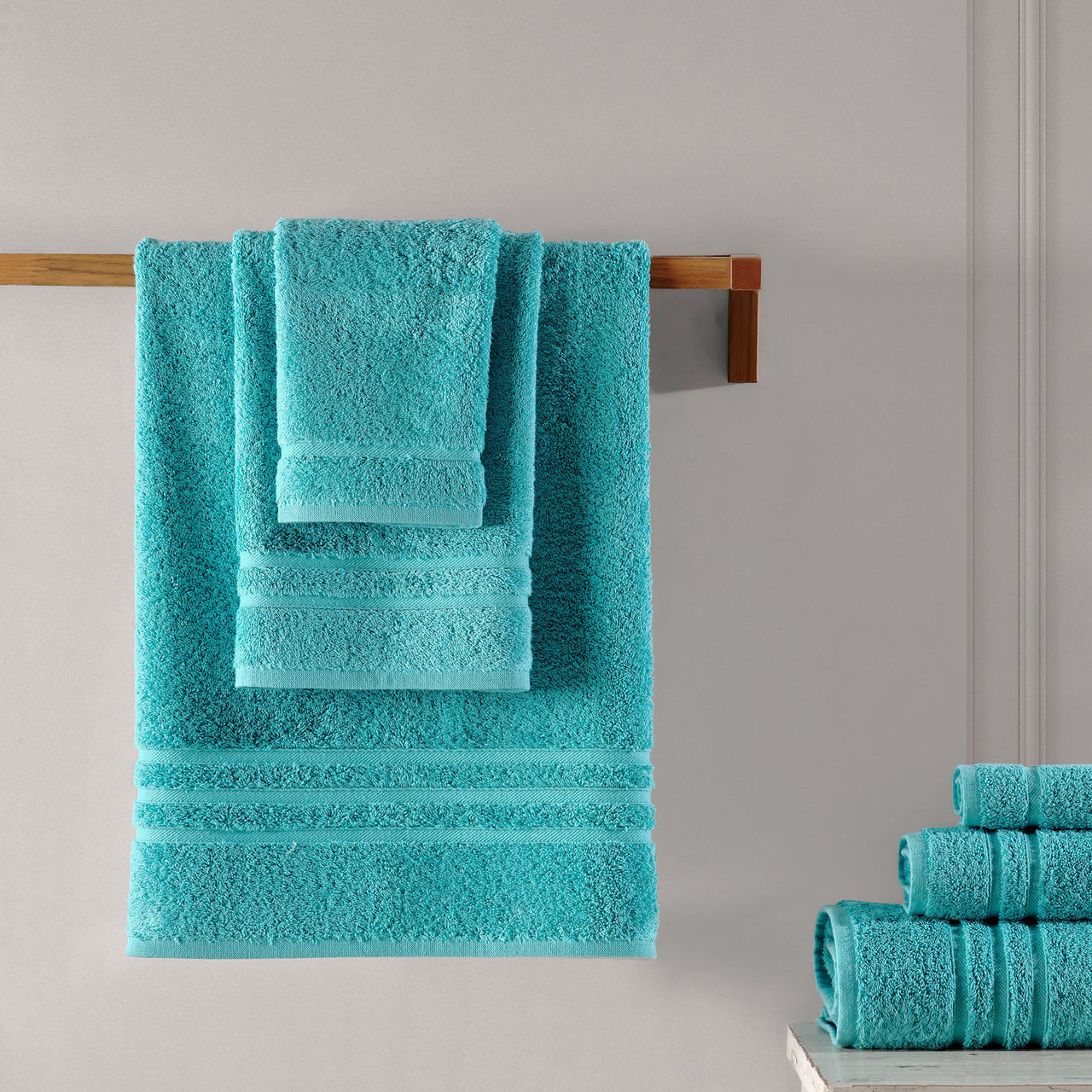 Classic Oasis Collection Bath Towels Bundle