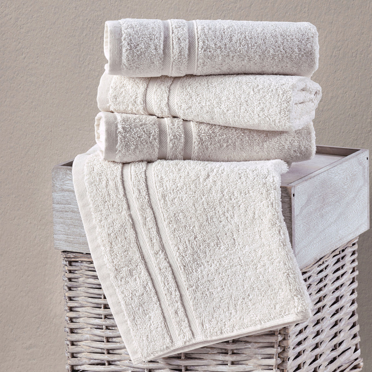 Classic Oasis Collection Hand Towels