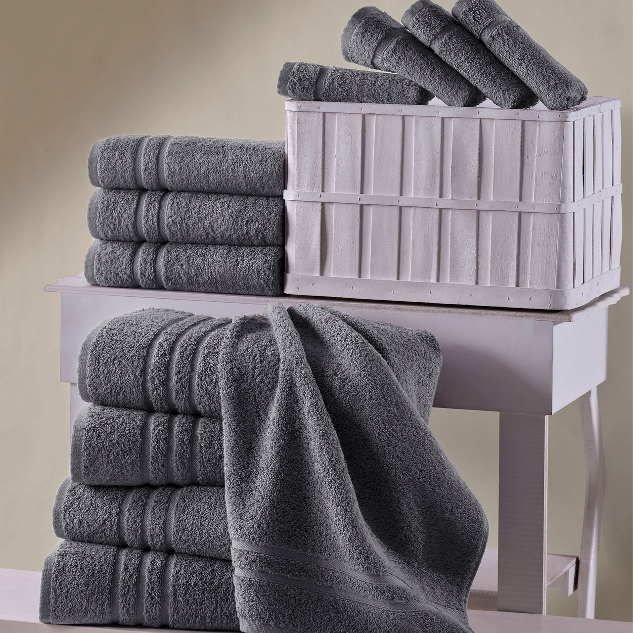 Classic Oasis Collection Bath Towels