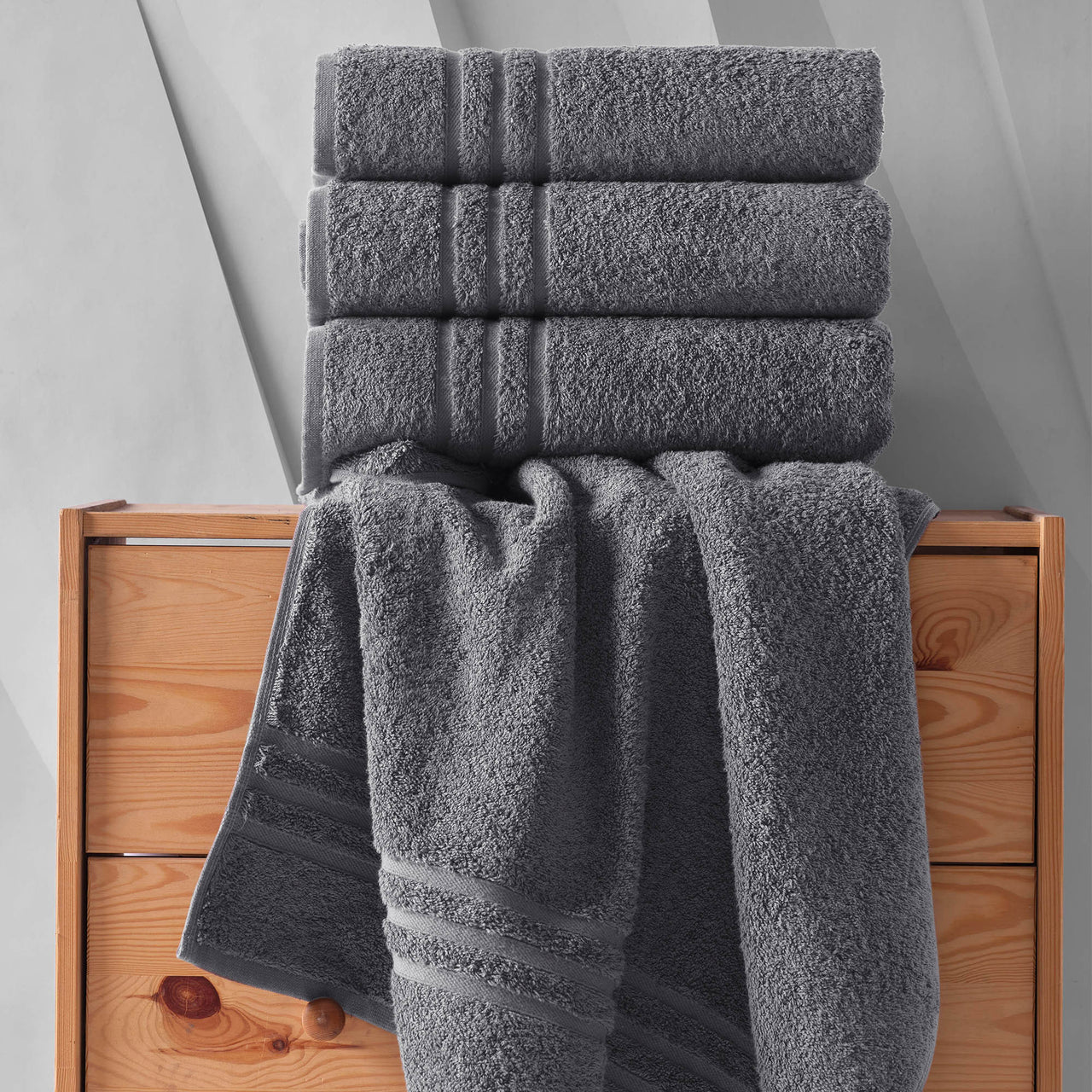 Classic Oasis Collection Bath Towels