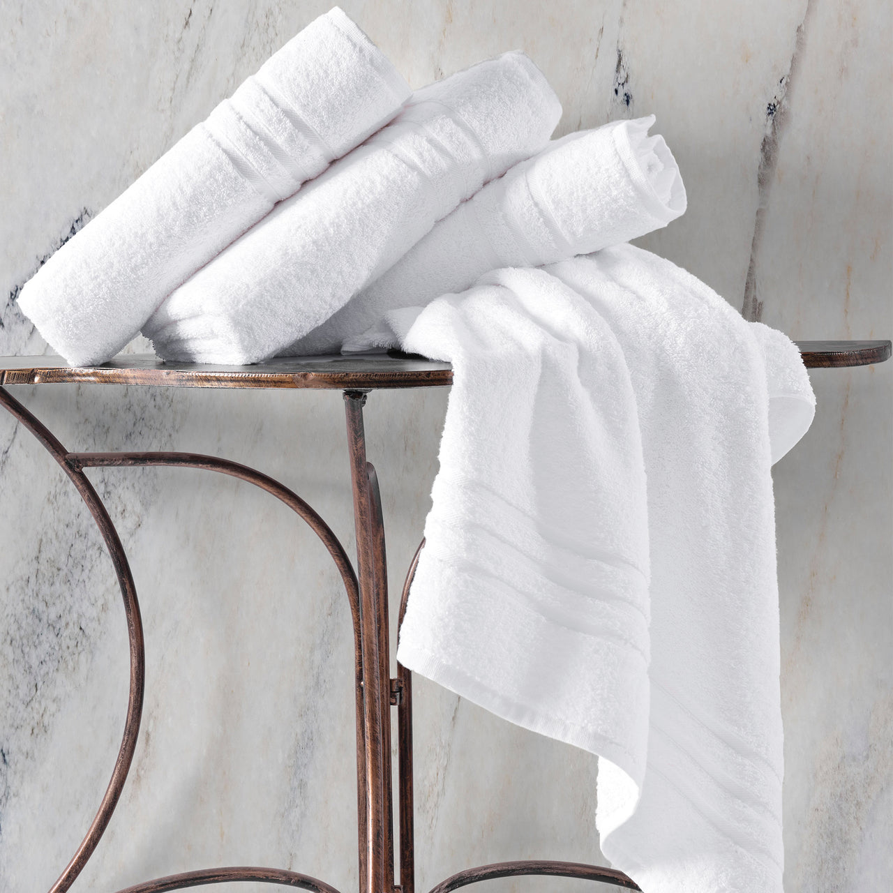 Classic Oasis Collection Bath Towels