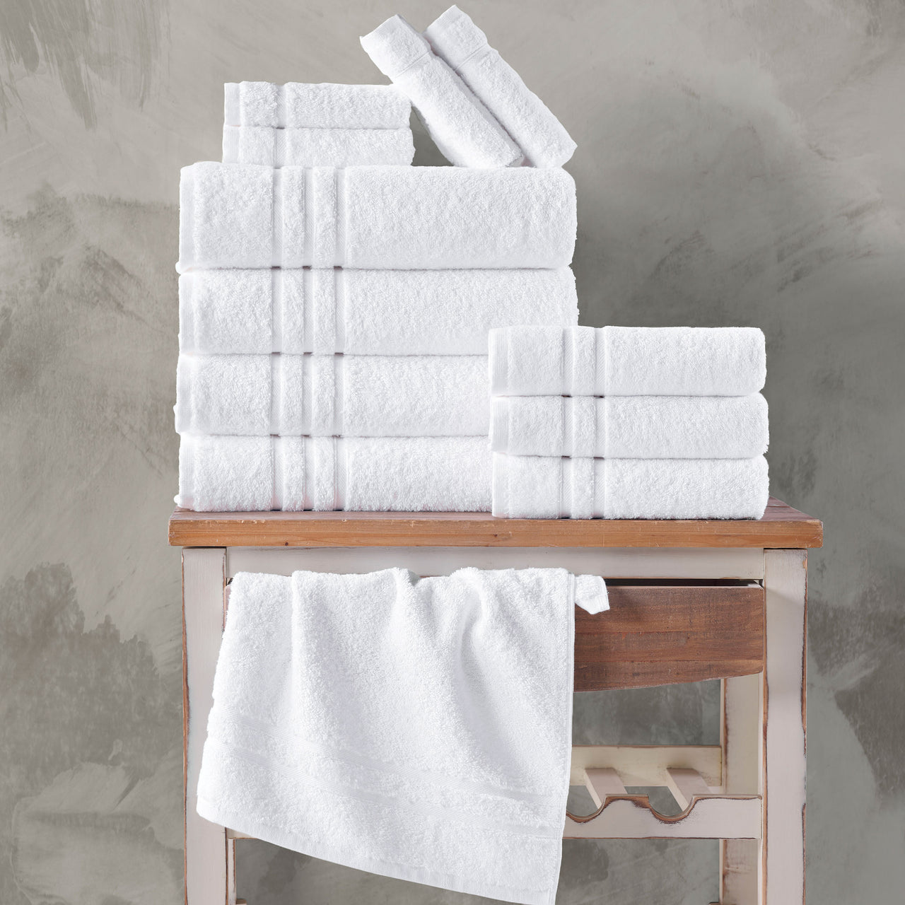 Classic Oasis Collection Bath Towels