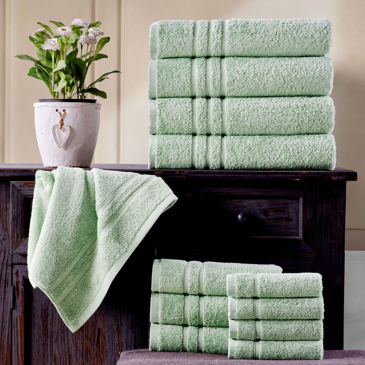 Classic Oasis Collection Bath Towels