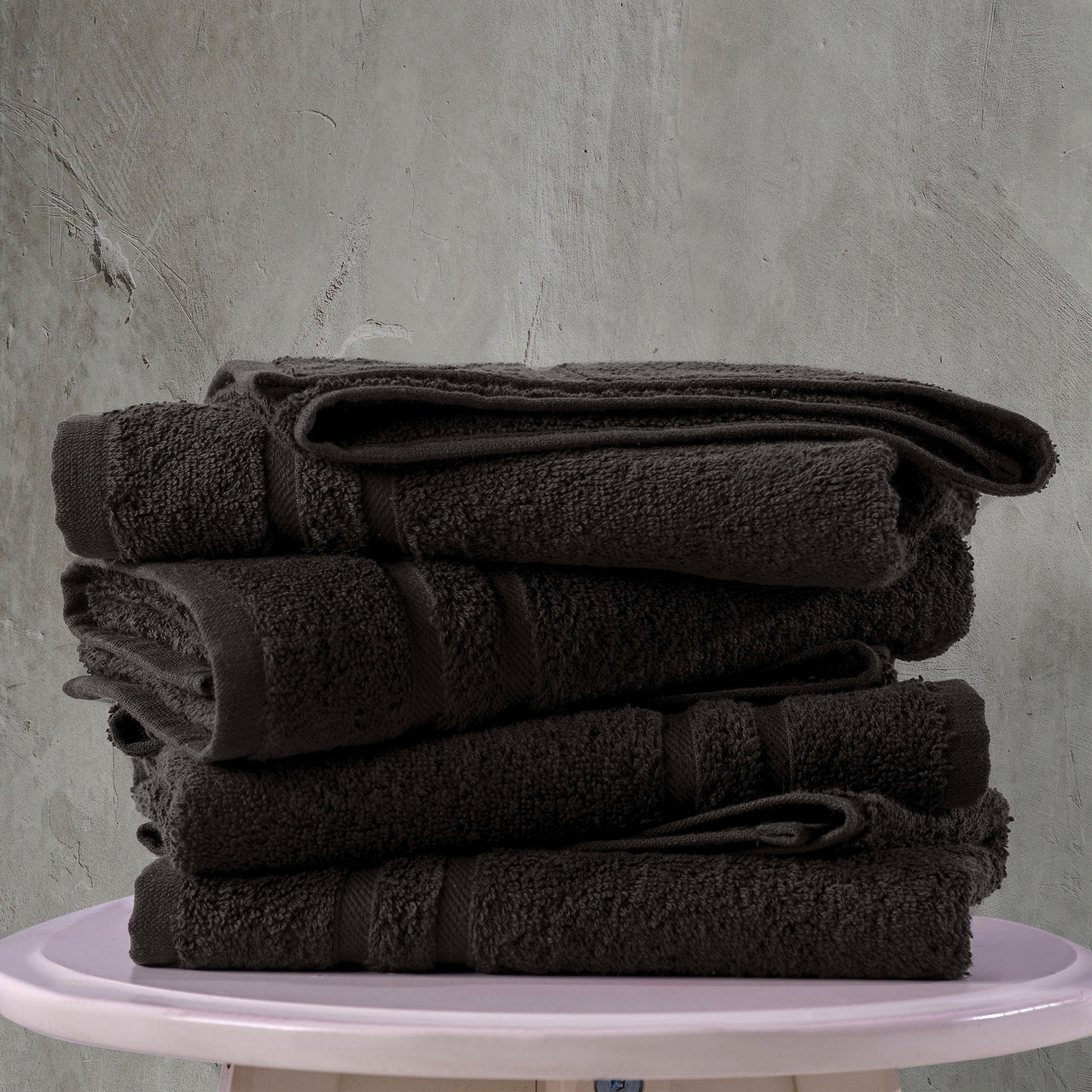 Classic Oasis Collection Hand Towels