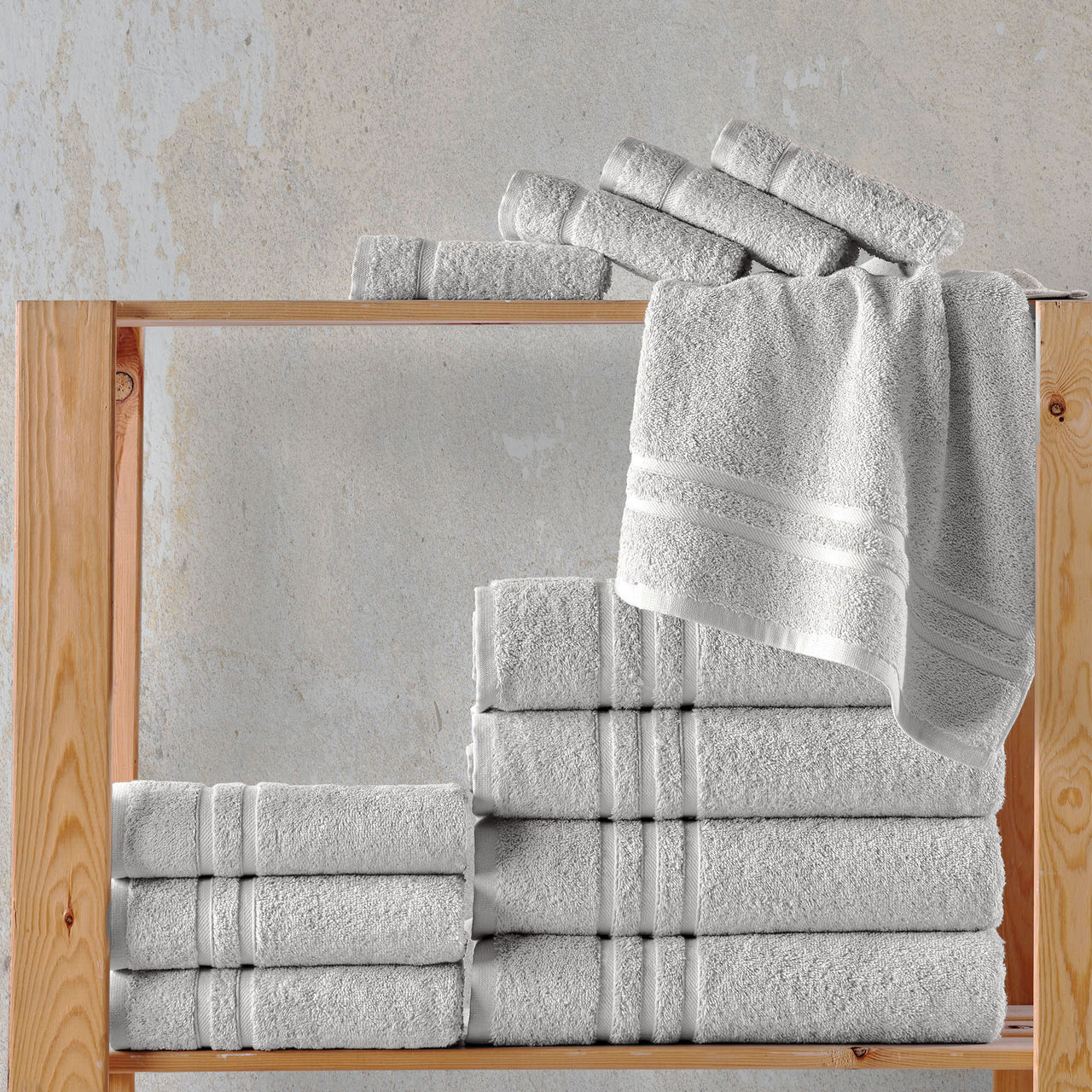 Classic Oasis Collection Bath Towels