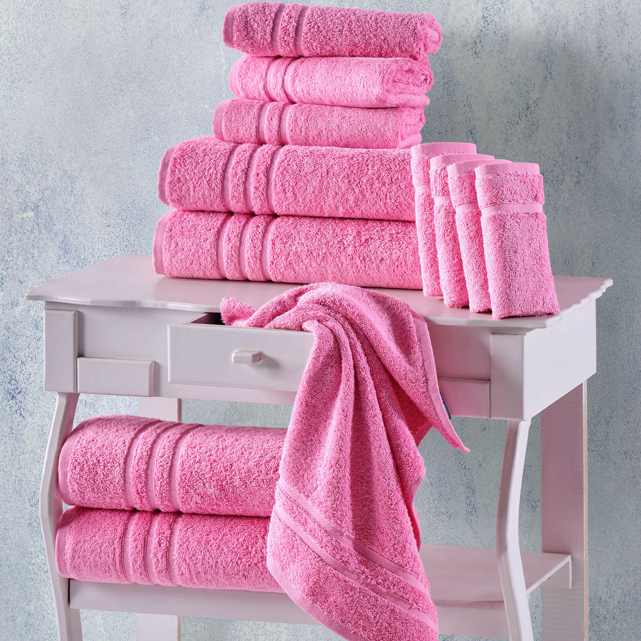 Classic Oasis Collection Bath Towels