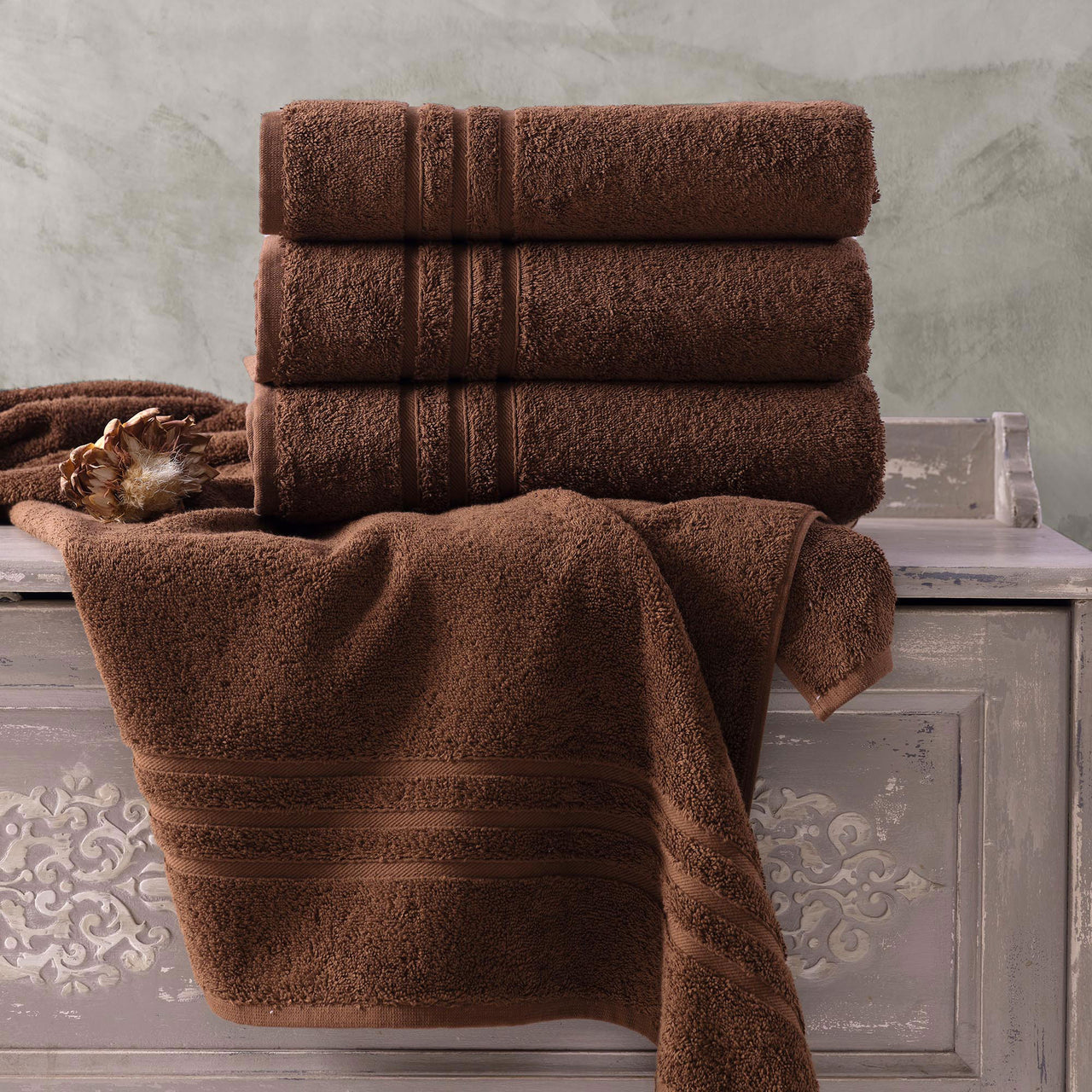 Classic Oasis Collection Bath Towels